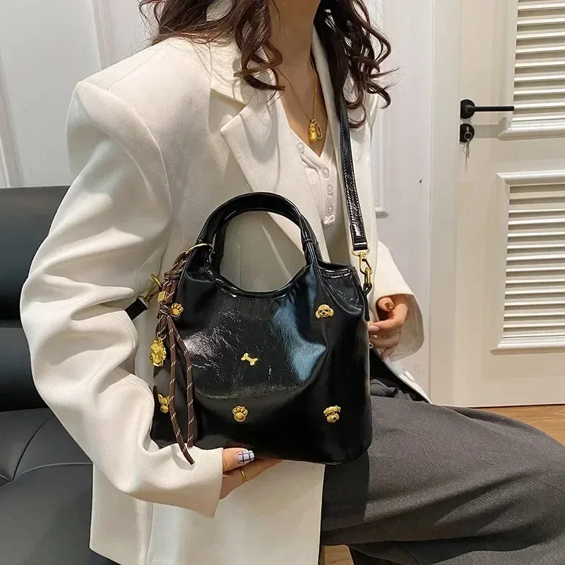 

2025 New Vintage Handcrafted Textured Leather Bucket Bag Women Multi-Carry Crossbody Shoulder Luxury Lady Purse.