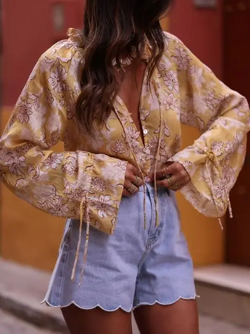 

Woman Blouse 2025 Spring Autumn Fashion Retro Printed Lace Up Vacation Style V-Neck Long Sleeved Casual Loose Fit Daily Shirt