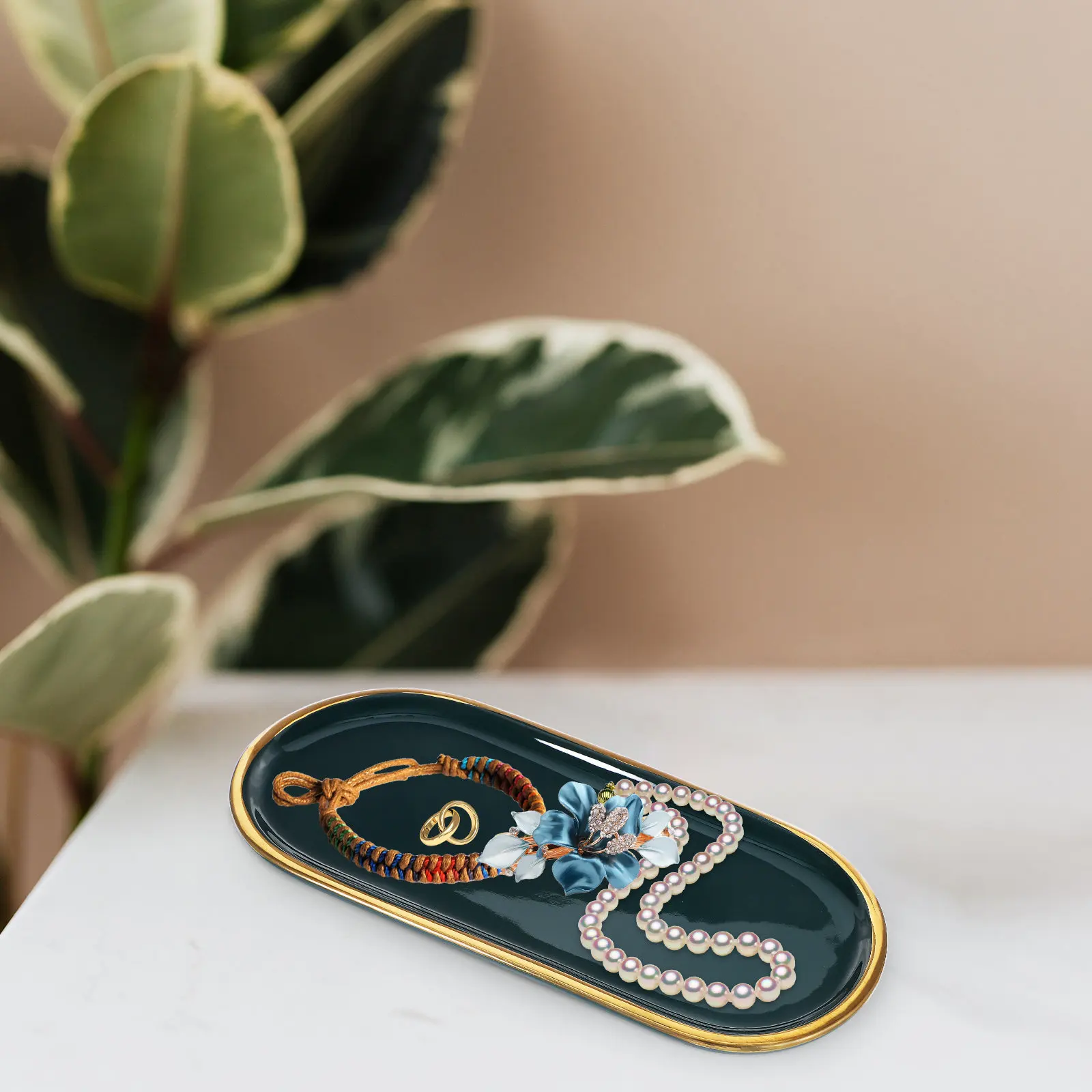 

1Pcs Gold-Trimmed Ceramic Jewelry Storage Tray Decorative Toiletry Plate for Bathroom Bedroom Wedding Party Kitchen Restaurant