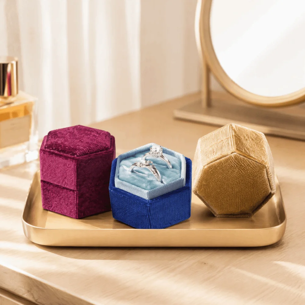 Durable Velvet Hexagon Vintage Ring Box High-End Elegant Ring Storage Box Soft Mini Ring Packaging Box Gift