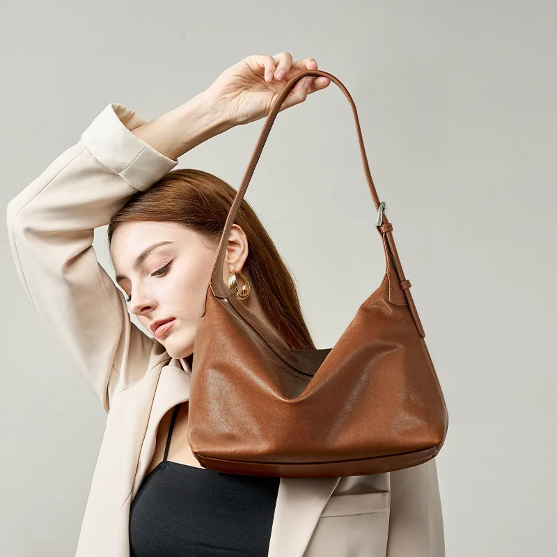 

2026Vintage Full Grain Leather Hobo Bag for Women Casual Versatile Large Capacity Shoulder Underarm Crossbody Daily Commuter Bag