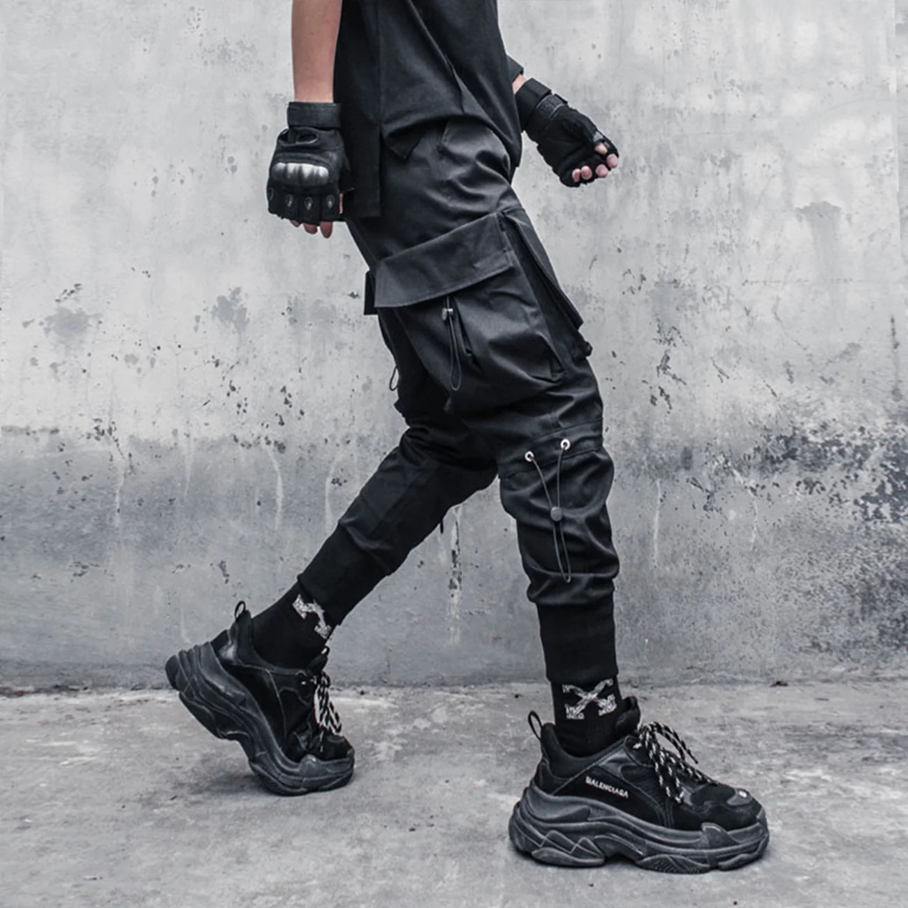 Functional Men Tactical Pants Loose Trousers Hip Hop Drawstring Multi Pockets Cargo Pants Streetwear Techwear