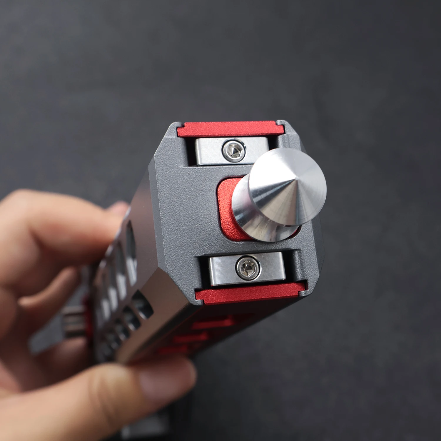 8-mm-Stahlkugelmagazin, quadratisches Magazin aus Aluminiumlegierung, Ersatzmagazin für Repetier-Schleuder, Zubehör für den Außenschießsport. – Detail 4
