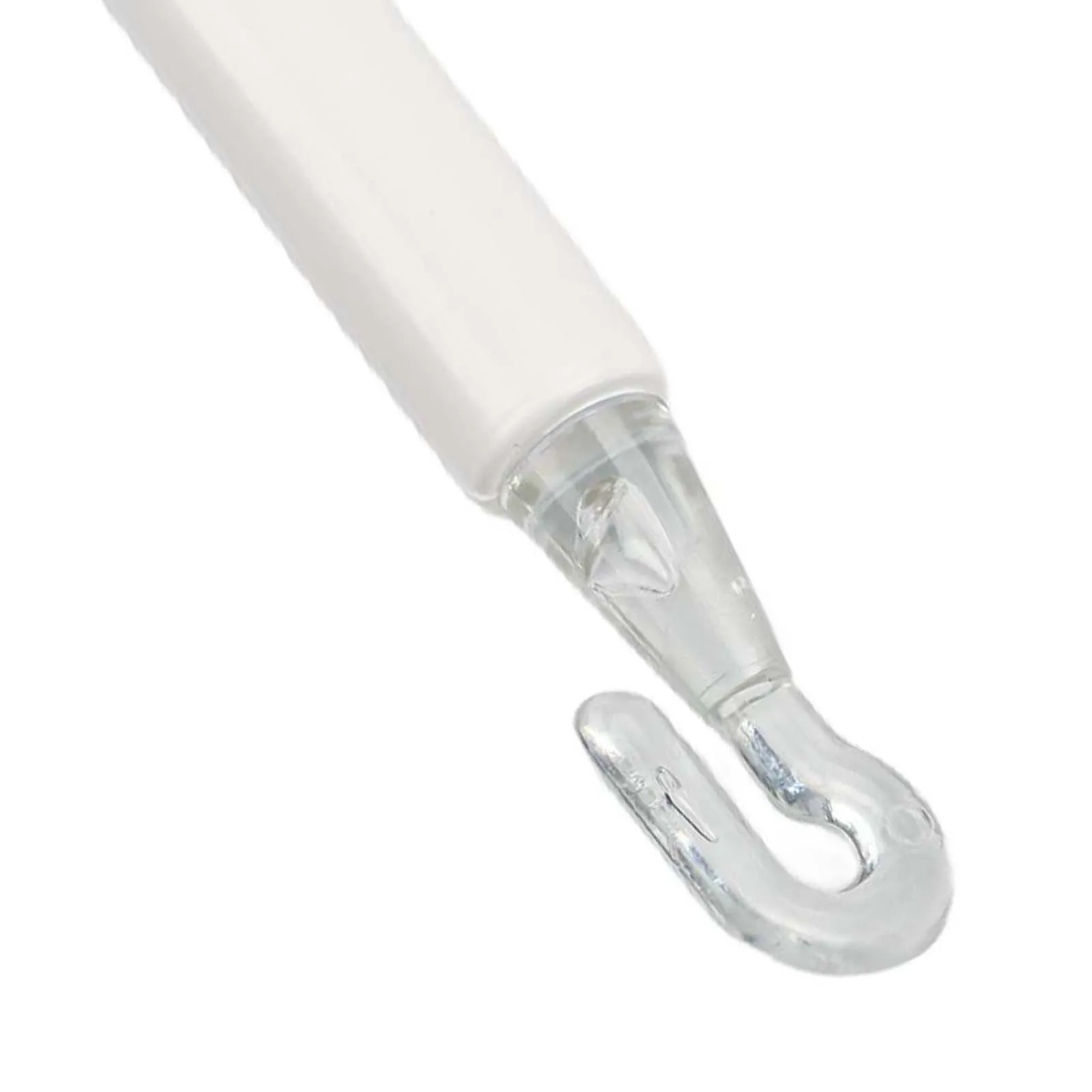 Extendable 117cm curtain pull rod for blinds with sturdy plastic construction and multi stage locking for safety