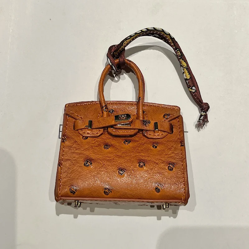 capa-para-airpods-4-bolsa-de-luxo-leve-para-chave-de-carro-mini-bolsa-de-couro-pingente-requintado-para-fone-de-ouvido-envelope-vermelho-pingente-de-carro-de-alta-qualidade
