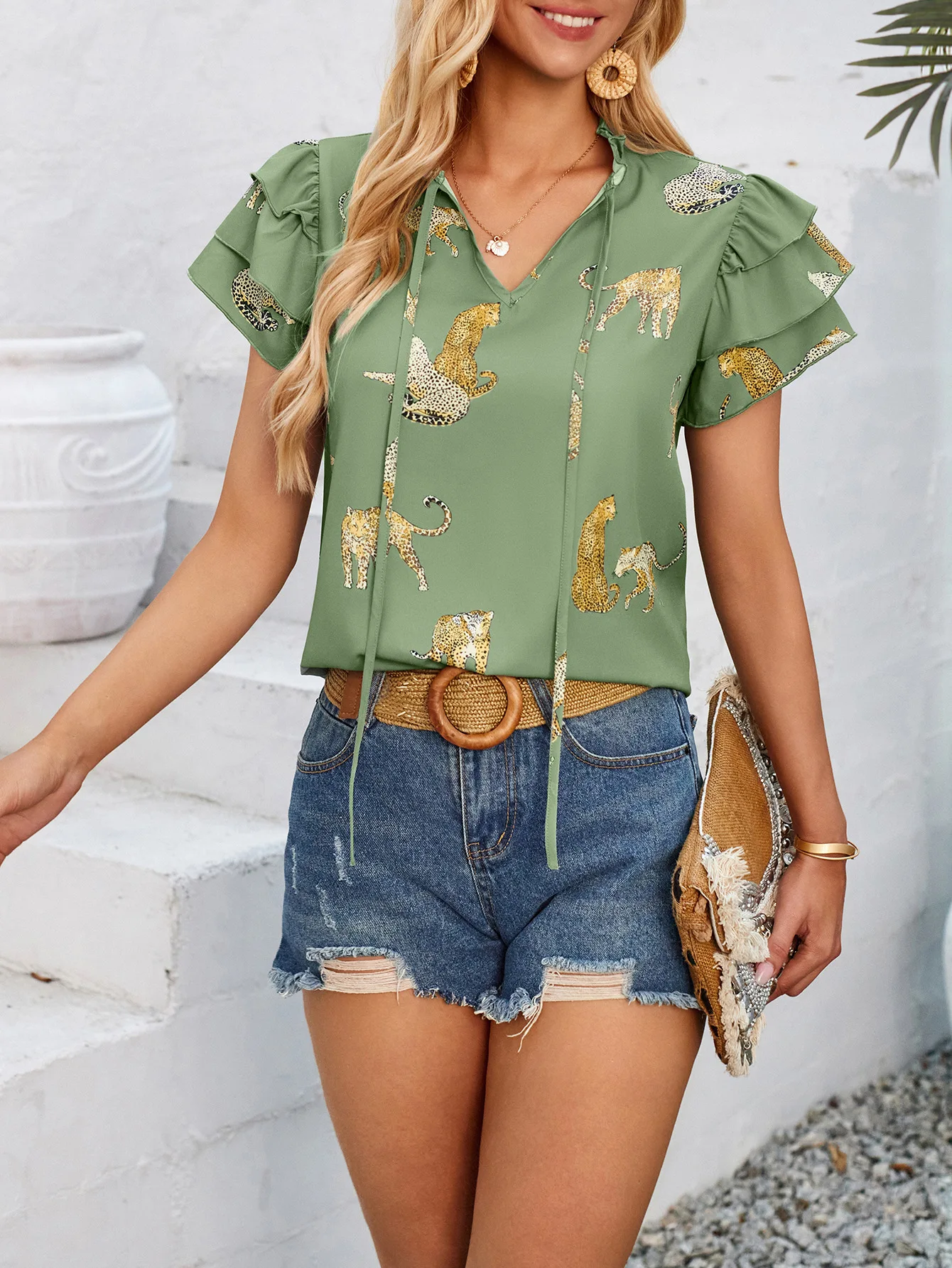 Design and Develop a New European and American Casual Summer V-neck Printed Lotus Leaf Sleeve Top