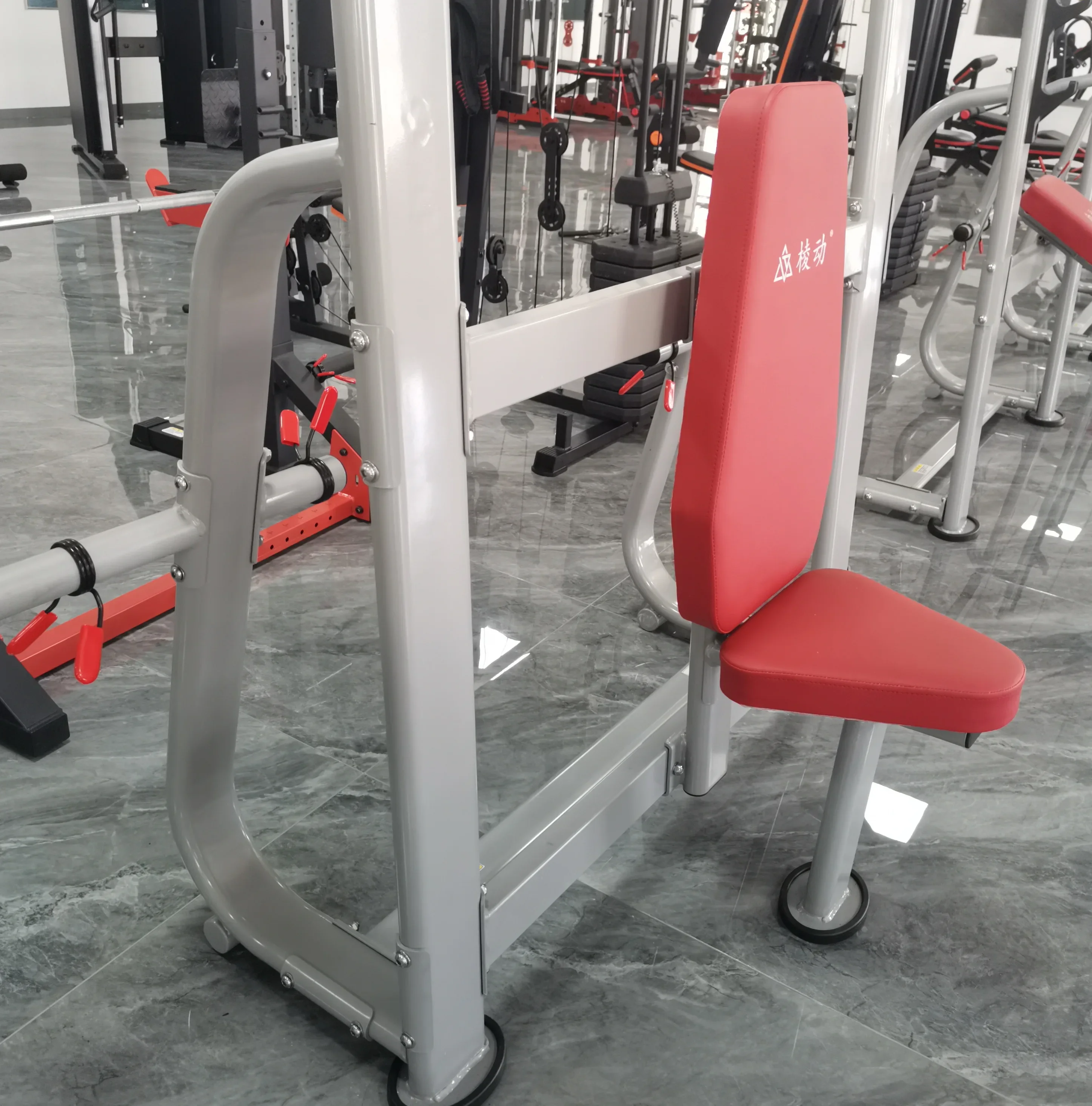 Factory Wholesales Professional Gym Equipment Multifunction Shoulder Push Training Machine Fitness Equipment