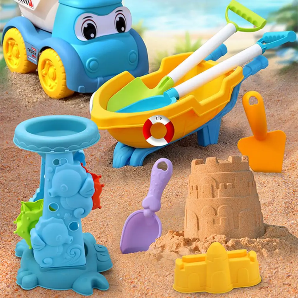 

Детский пляжный набор игрушек в дизайне квадроцикла - инструменты для игр с песком и водой, ведерко, лопатка и песочные часы, разные цвета