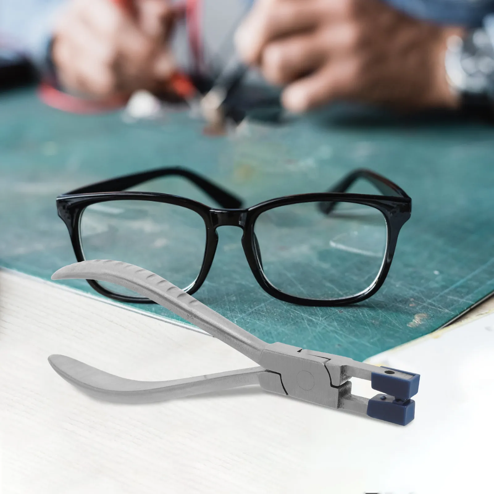 

Compact Stainless Steel Eyeglasses Frame Pliers Professional Optical Repair Tool for Rimless Eyewear Nose Pad Replacement and