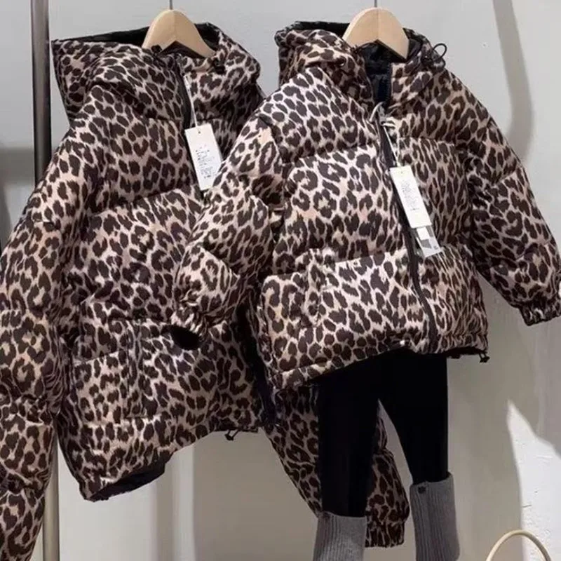 

2025 New Children's Leopard Print Cotton Padded Jacket Winter Hooded Thick Cotton Jacket For Boys and Girls Worn On Both Sides