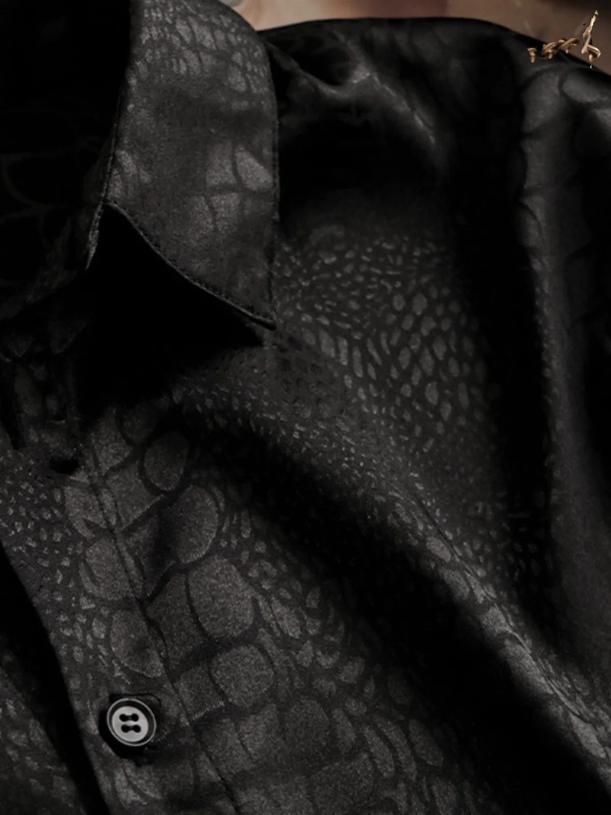 Bla نمط التمساح طويل Sve irt المرأة فضفاضة تناسب محايد Sle ريترو irt Xuyan Rosy الكورية Sle تخفيف الرياح