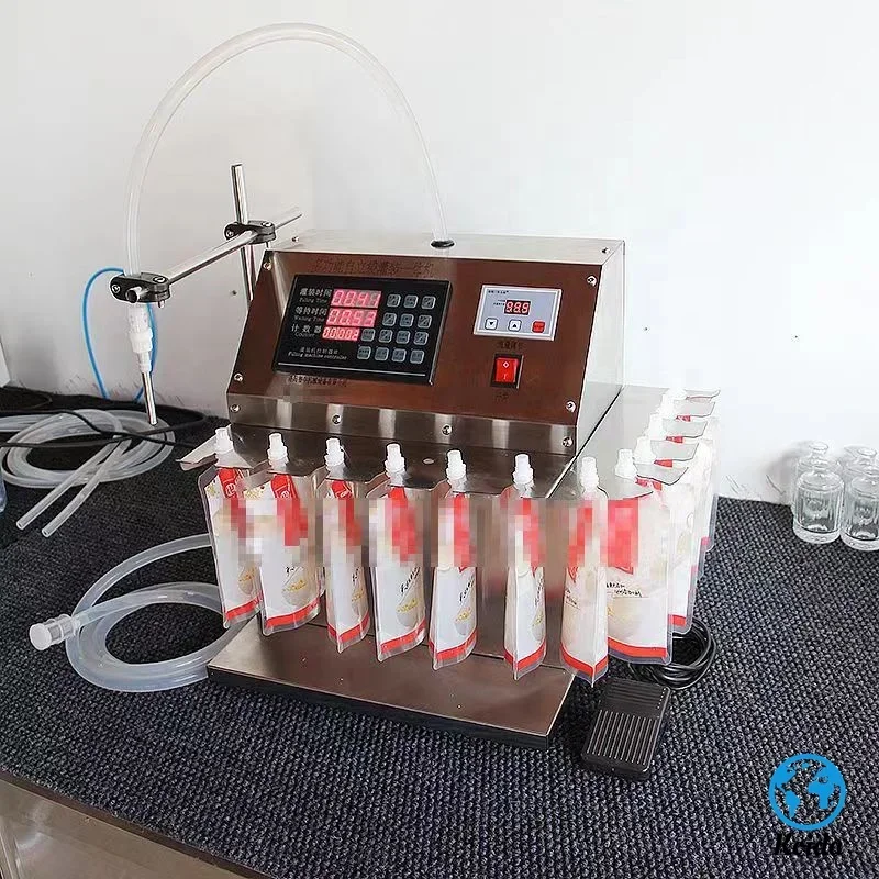 آلة تعبئة سائل الأكياس شبه الأوتوماتيكية TLF 6-12 مناسبة لملء المياه المعدنية والمشروبات الغازية