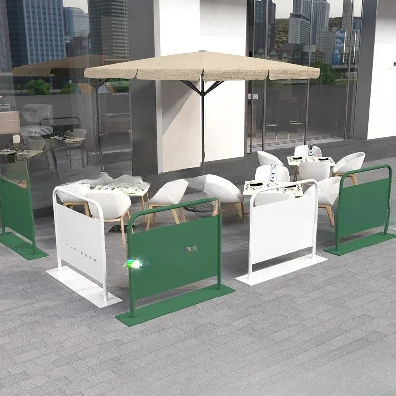 Outdoor hollow partition screen coffee dessert bakery restaurant outside pendulum fence