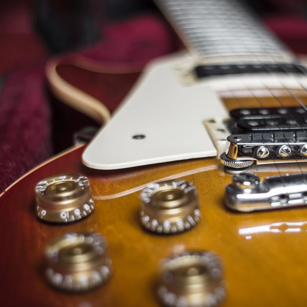 

4Pcs Practical Guitar Volume Control Knob Durable Replacement Parts for Electric Guitar Bass Control Knobs Cap