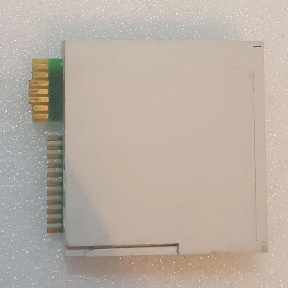 Lenze EPM-S302.2A 8 salidas digitales