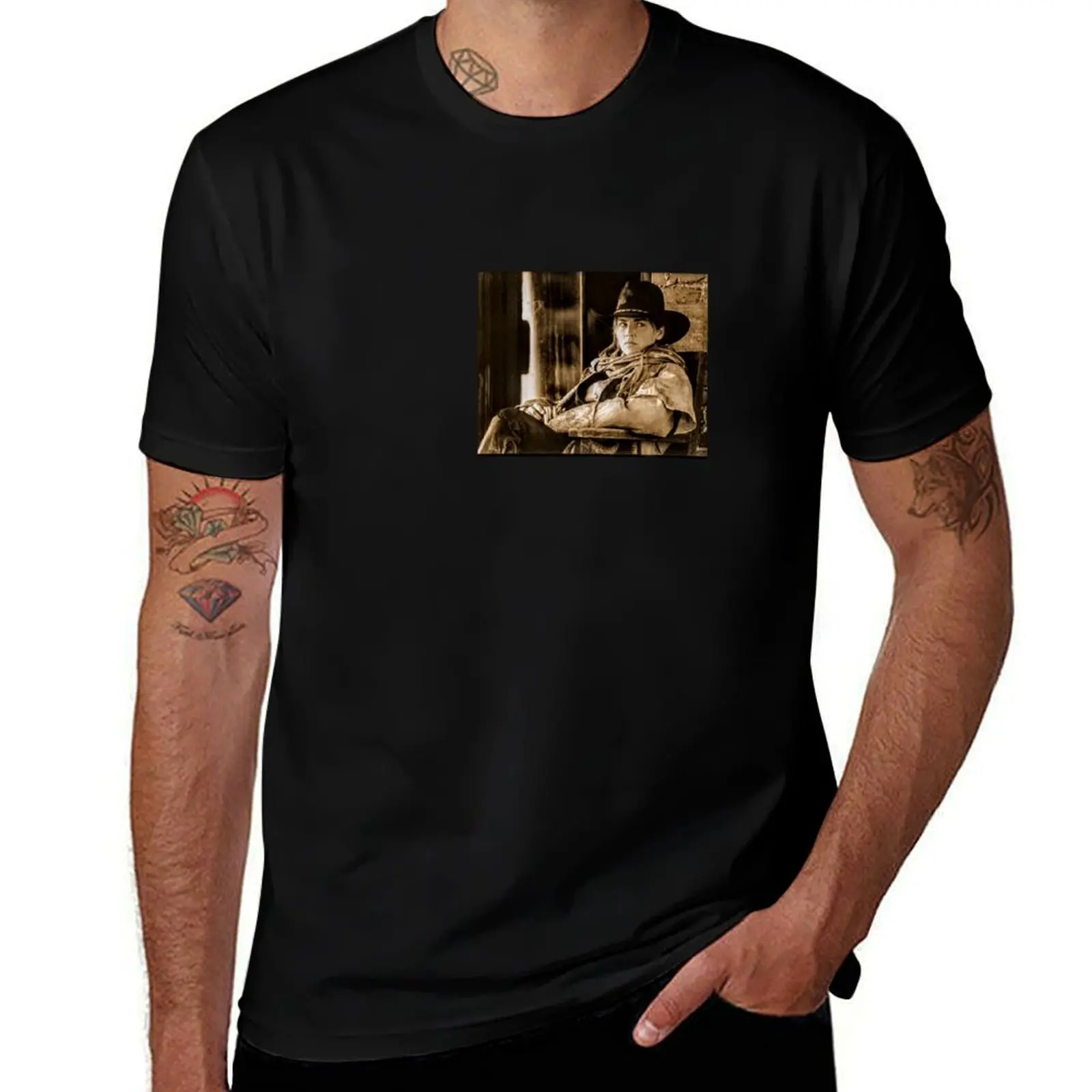 Sharon Stone Gunslinger T-Shirt anime t shirts oversize cotton t shirts man 100% t shirt custom print T-shirt