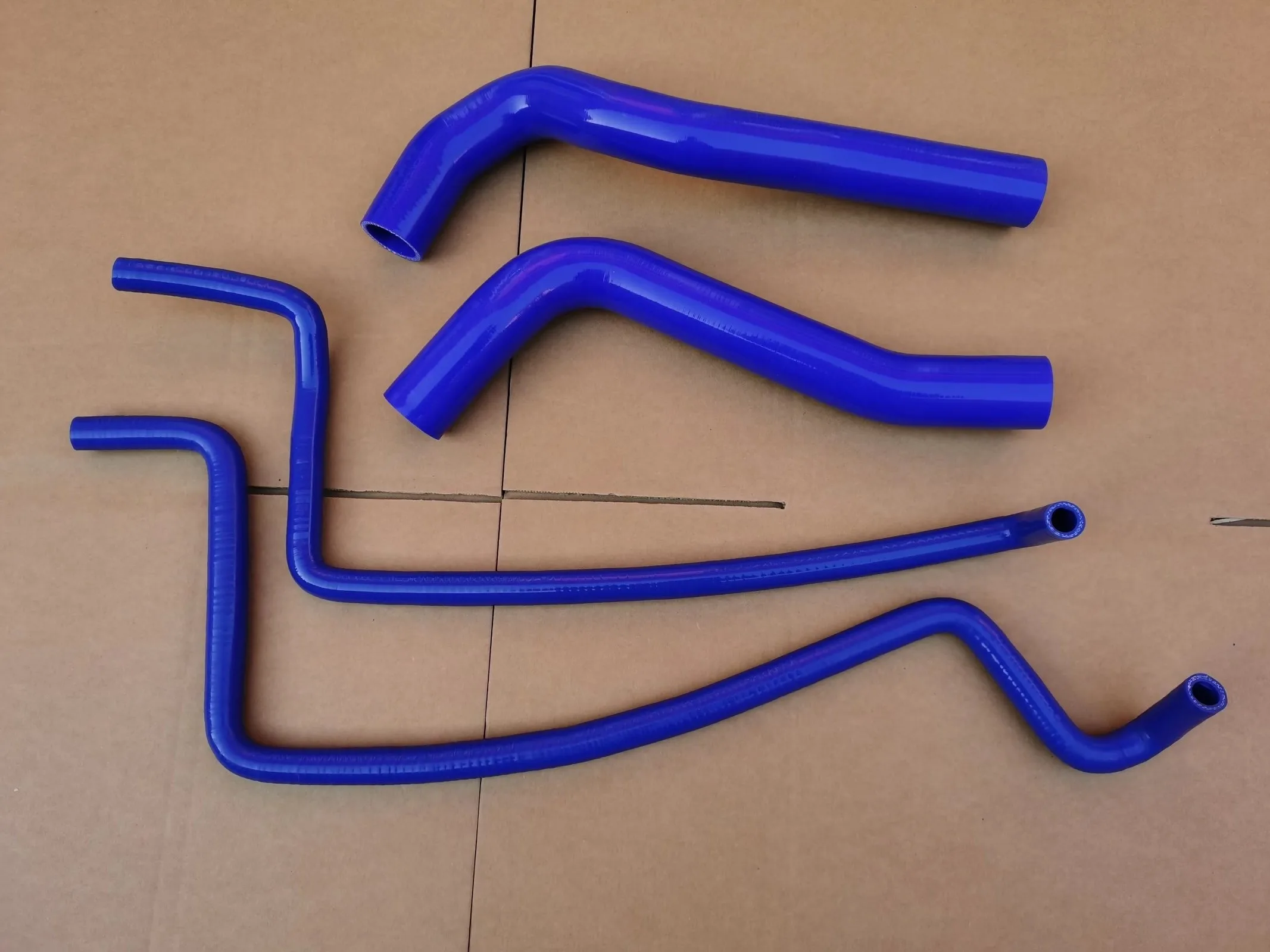 

Для Nissan Patrol GQ Y60 TD42 RB28T TB42E S шланг радиатора охлаждающей жидкости 2150106J00 2150306J00 9240006J10 9241006J10