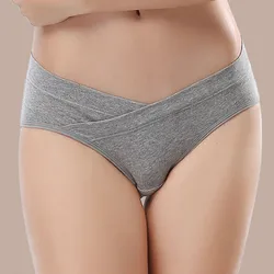 Four Seasons Maternity Clothings Low Waist Brief Seanless Solid Color V-shaped Support Belly Cotton Underwear for Pregnant Women