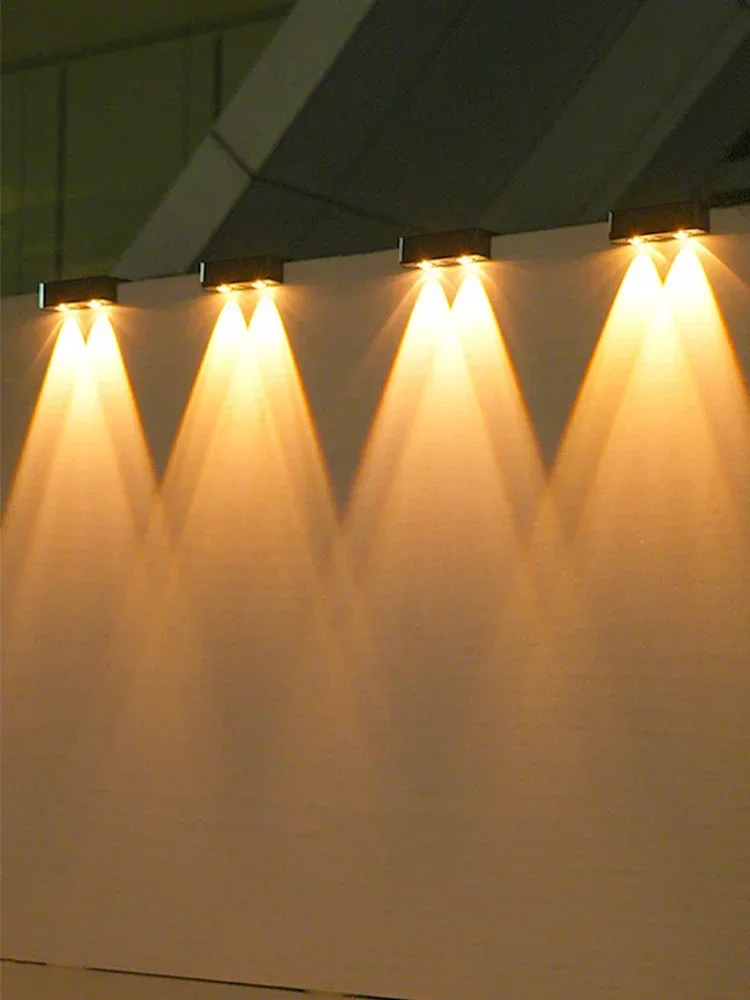 1/2/6 szt. Zewnętrzna lampa ścienna na energię słoneczną Wodoodporna lampa ogrodzeniowa Ultra mocne oświetlenie punktowe do ogrodzenia ogrodowego lub ściany zewnętrznej — zdjęcie 2