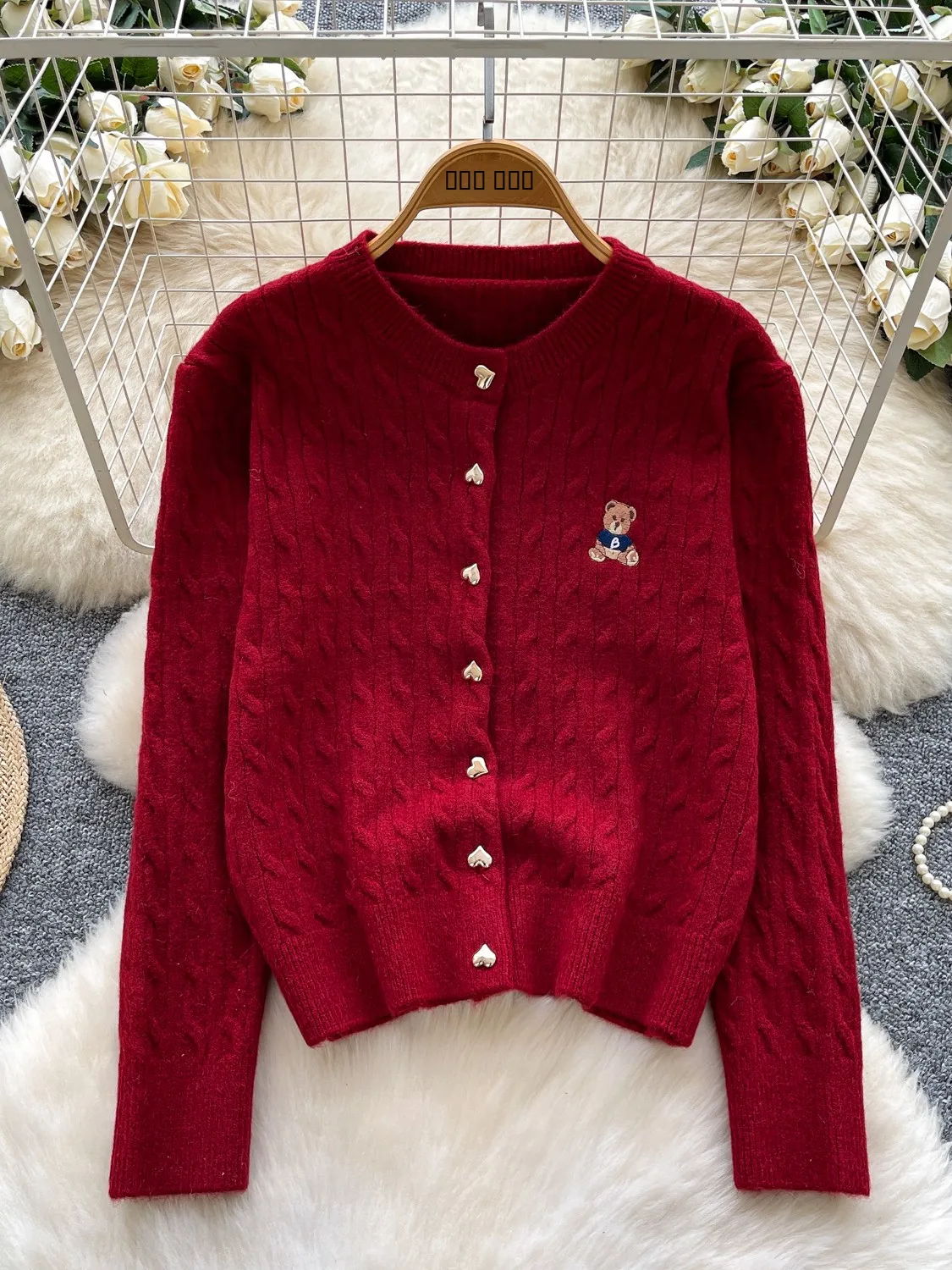 

Корейский вязаный круглый свитер с сердечками, женский открытый кардиган, студенческий кардиган с вышивкой медведя на одной пуговице, осень...