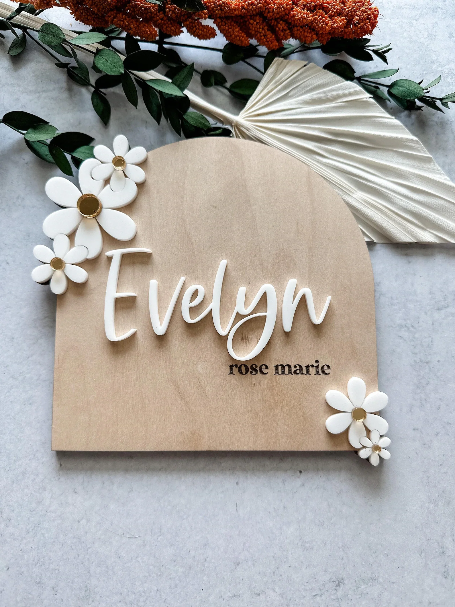 Personalized Daisy Name Announcement Sign | Baby Shower Gift | Baby Photo Prop | Nursery Decor | Baby Keepsake |Baby Shower Gift