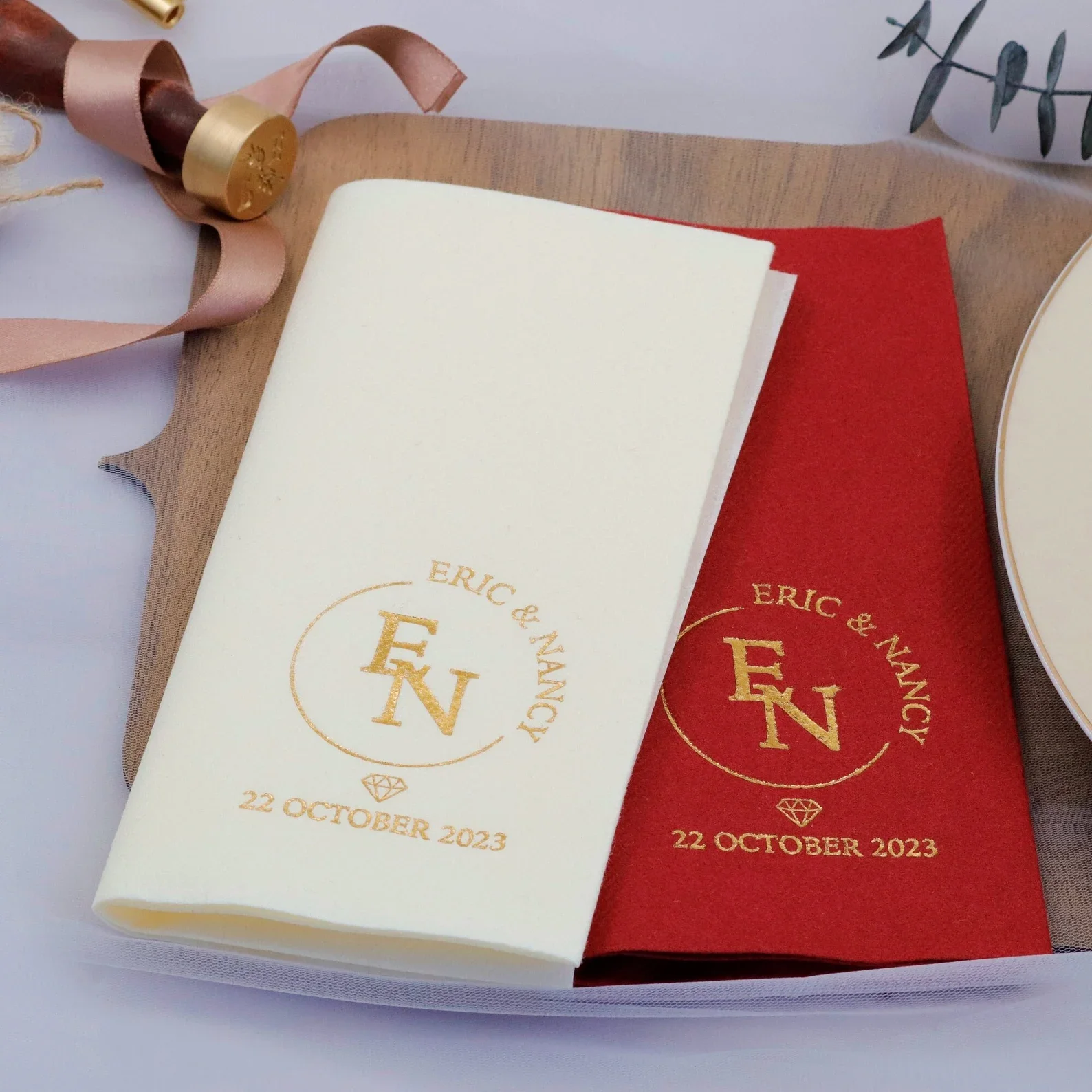 50pcs Personalized Airlaid Napkin with Gold Foil, Linen-like Napkin, Custom Dinner Napkin