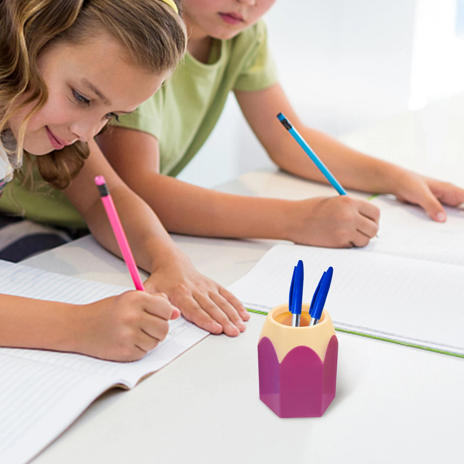 

4Pcs Pencil Shaped Desktop Pen Holders Cute Pen Containers Organizer for Office School Desk Storage Pencil Pots