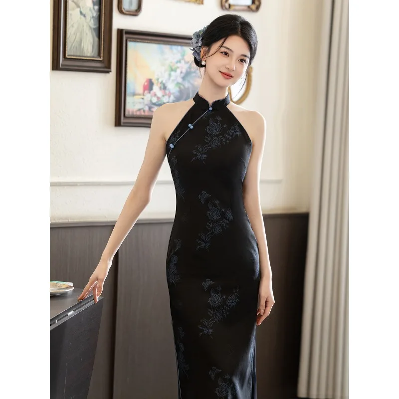 robe-longue-elegante-et-noble-pour-femme-style-cheongsam-noir-nouvelle-collection-ete-2026-sexy-epaules-denudees-amelioree-de-style-chinois-pour-une-allure-raffinee