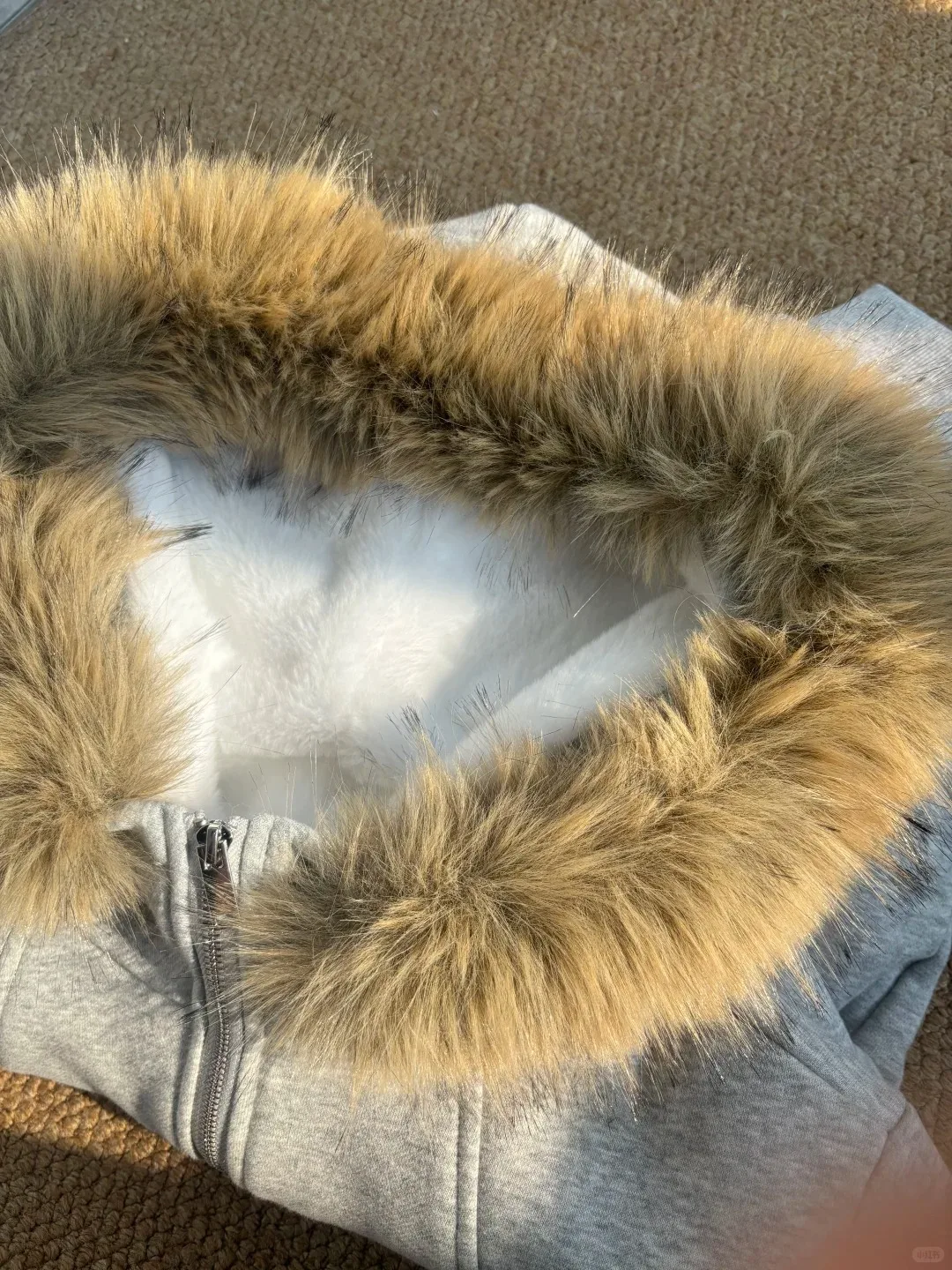 Abrigo con capucha de felpa con forro polar para mujer, Tops cortos con cuello de piel cálido de algodón y bolsillo ajustado, cárdigan elegante de estilo pijo dulce, sudaderas