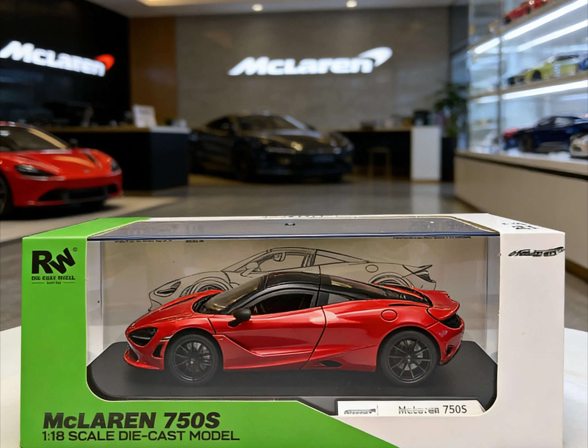 

Масштабная модель суперкара McLaren 750S 1:18 из литого металла, с открывающимися дверями, откатным механизмом, спортивный автомобиль, металлическая миниатюра, игрушка-подарок для детей и коллекционирования