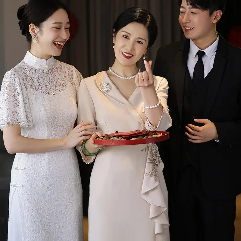 義母宴会イブニングドレス新しい痩身デイリーエレガントなヤングスタイル結婚式の母の花嫁パンツスーツチャイナメイ