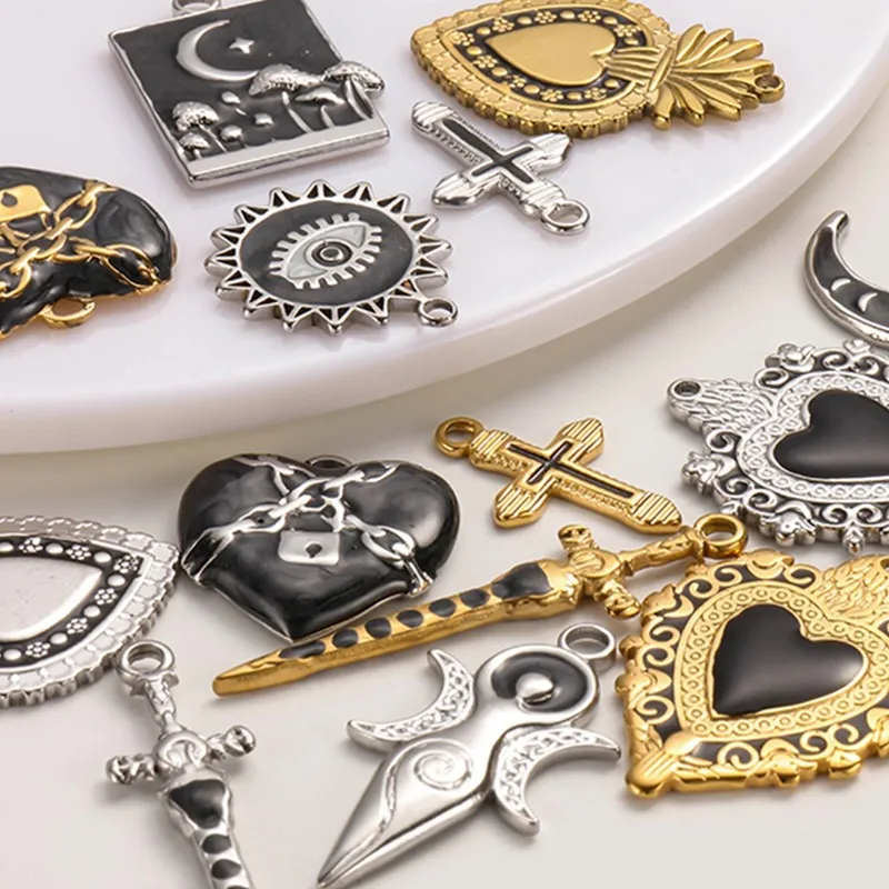 3 Stück schwarze, öltropfende Anhänger im Punk-Stil, Heiliges Herz, Mond, Stern, Edelstahl-Anhänger für Schmuckherstellung, DIY-Schlüsselanhänger – Detail 1