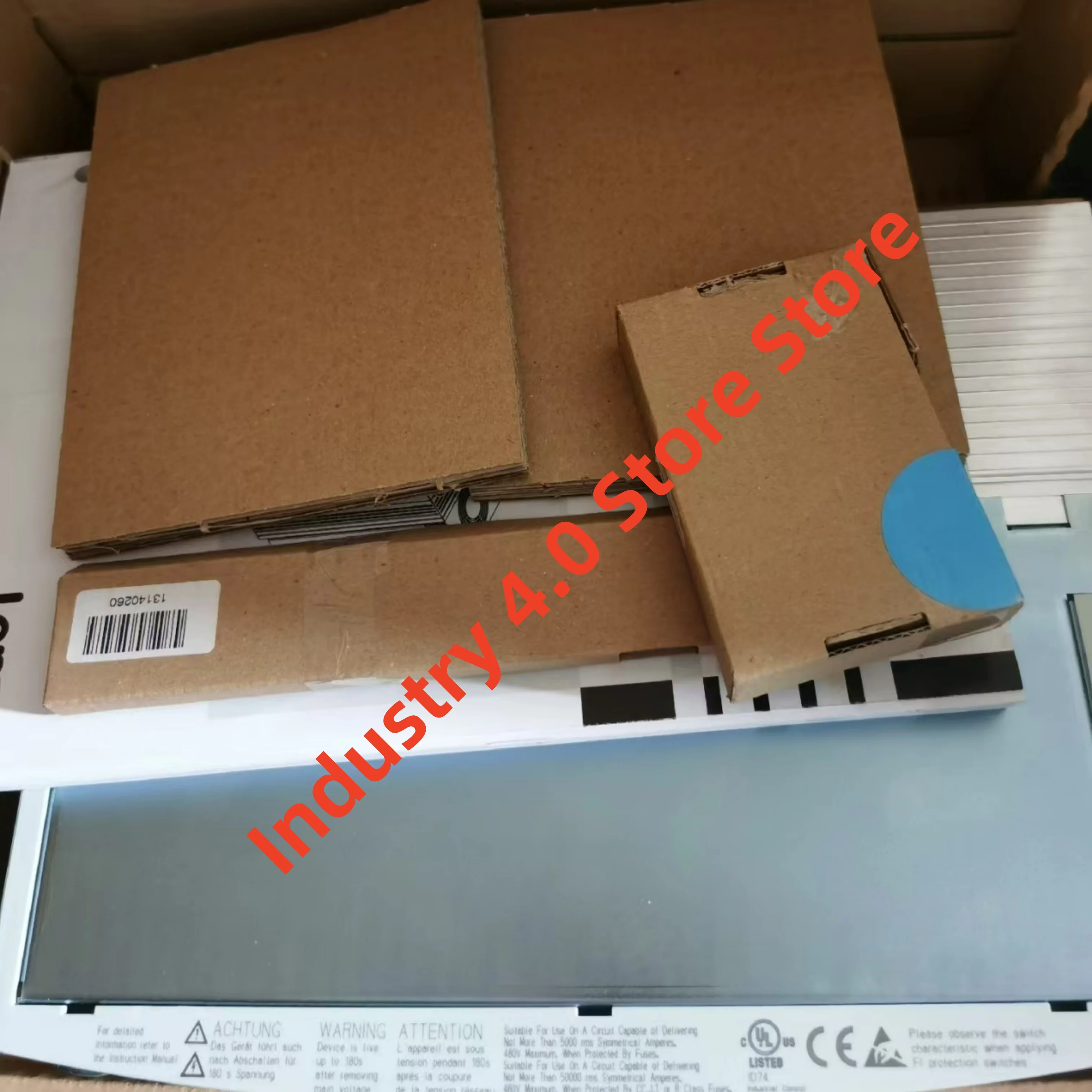 

New in box EVS9322-EIV907 Frequency converter EVS9322-EI EVF9322-EVV004