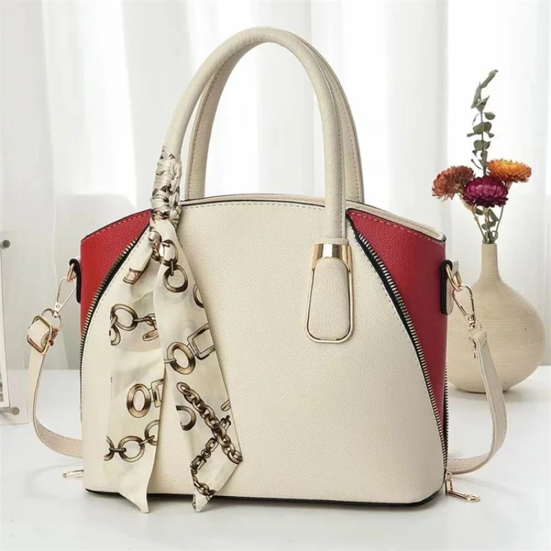 

High-End Women's Shoulder Bag Made Of Lily-Patterned Leather Boasting Paris Vintage Lightweight Soft Daily Refined Look​