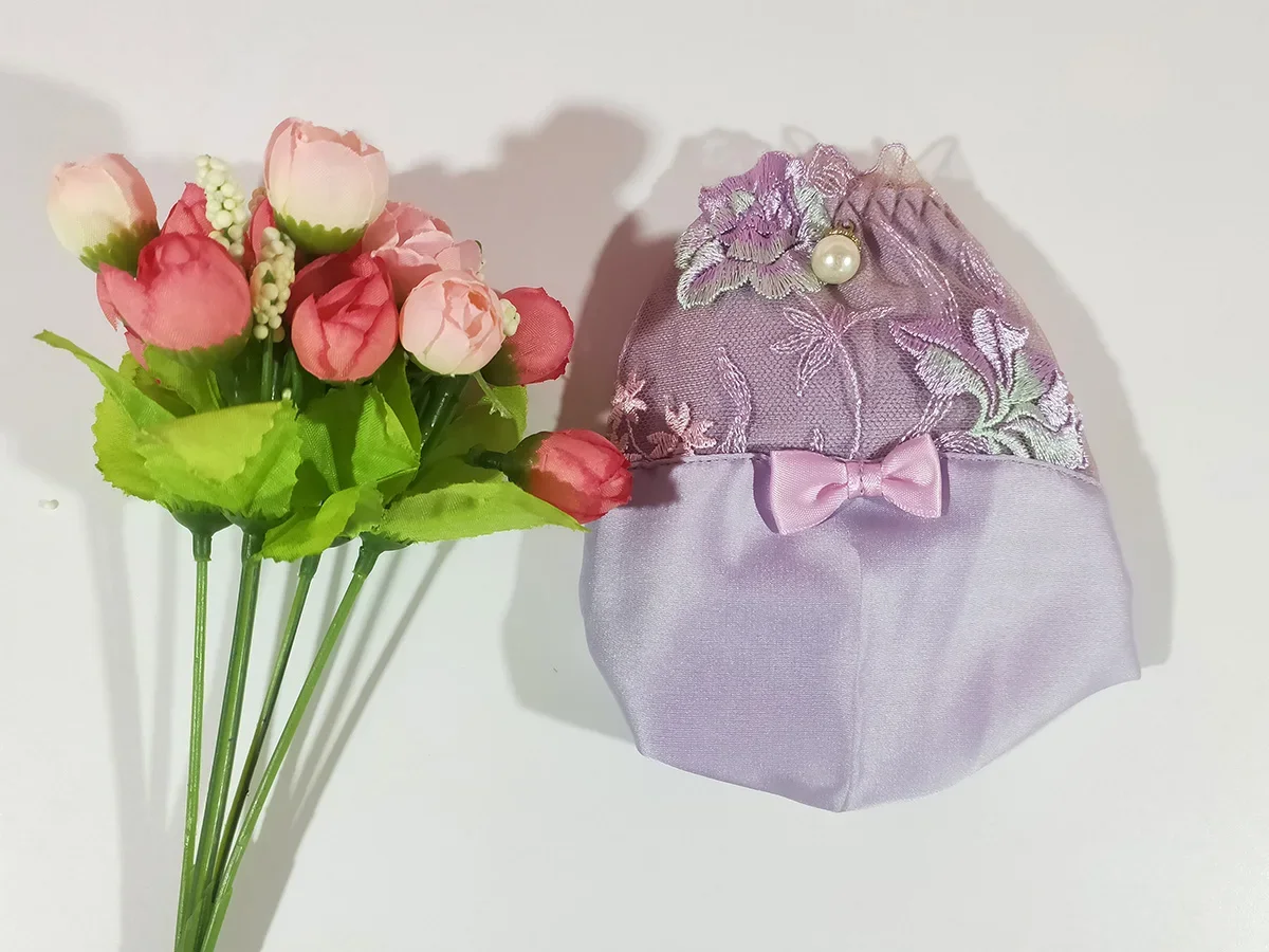 رجل الدانتيل المطرزة T-ملخصات ربطة عنق لطيف Kawayi BF هدية زي