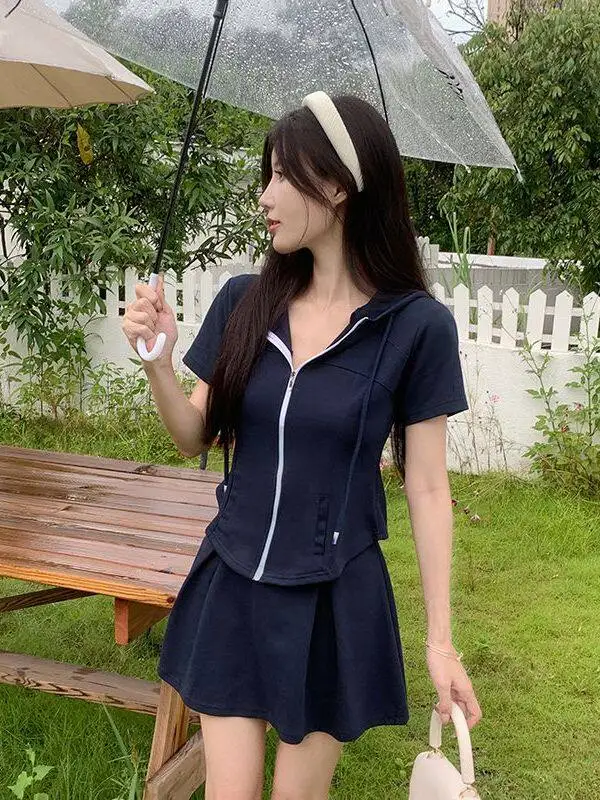 

plus Size Ultra Slimming Short Sleeve Hoodie And Skirt Sportswear Two Piece Set for Women Summer Polyester Fiber