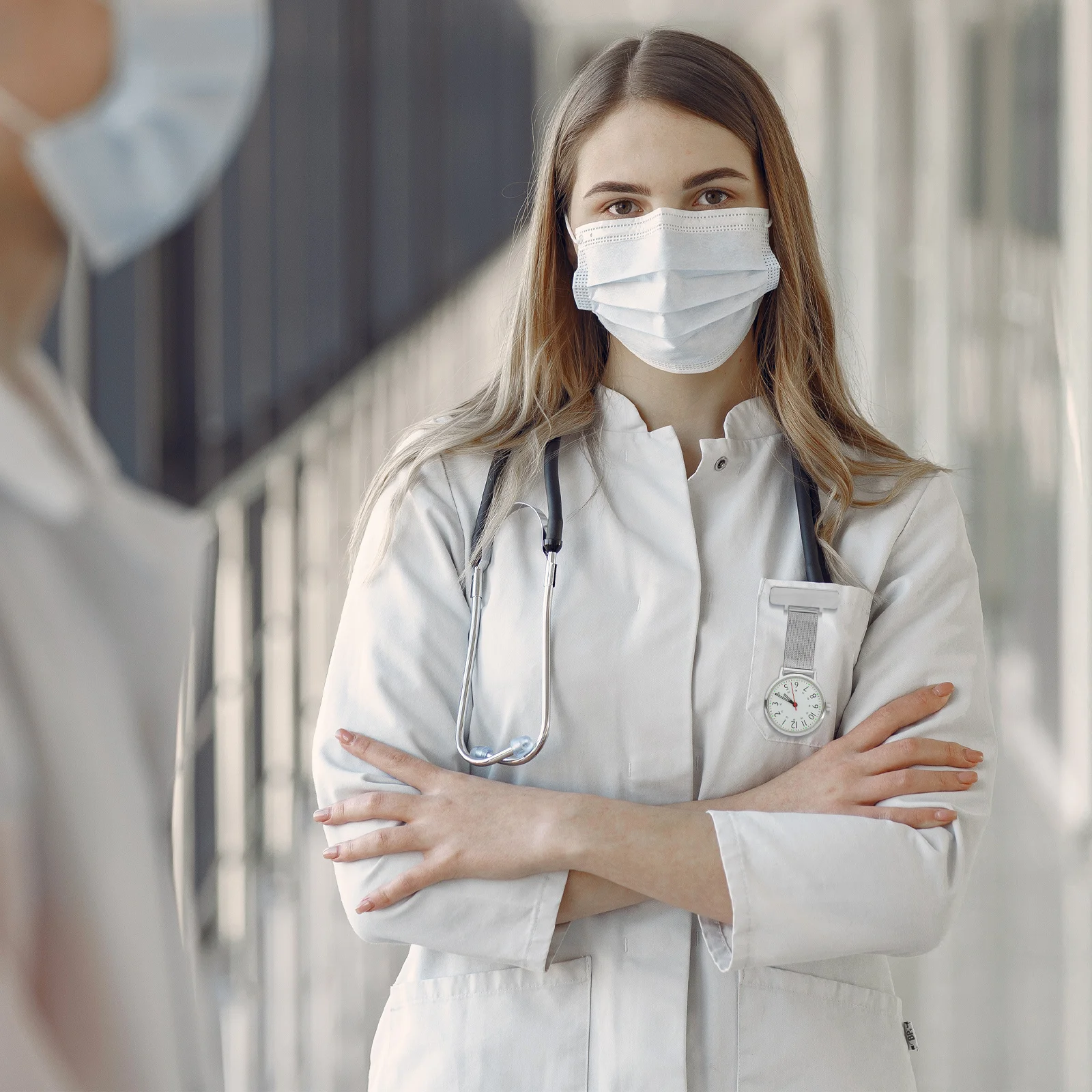 ممرضة ساعة كليب على معلقة التلبيب بروش حافظة معدنية ساعة جيب دائم للممرضات الطبية المهنيين معلقة ساعة الممرضات ،
