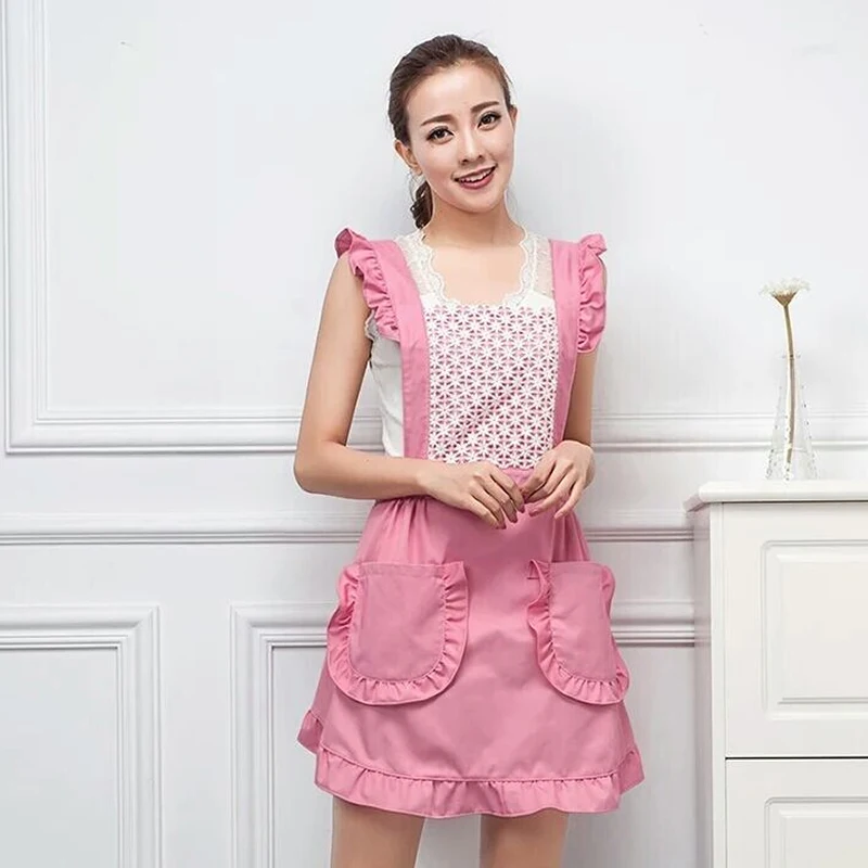 

Korean Lotus Leaf Lace Aprons For Woman Lovely Princess Kitchen Restaurant Antifouling Work Clothes Fashion Sleeveless Apron