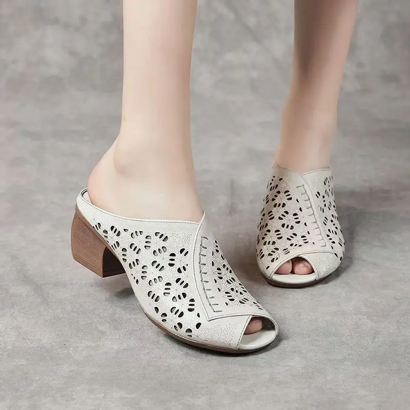 

Women's Real Leather Hollow Out Peep Toe Slippers Summer New Block Heel Soft Sole Breathable Retro Outdoor Slippers Sandals