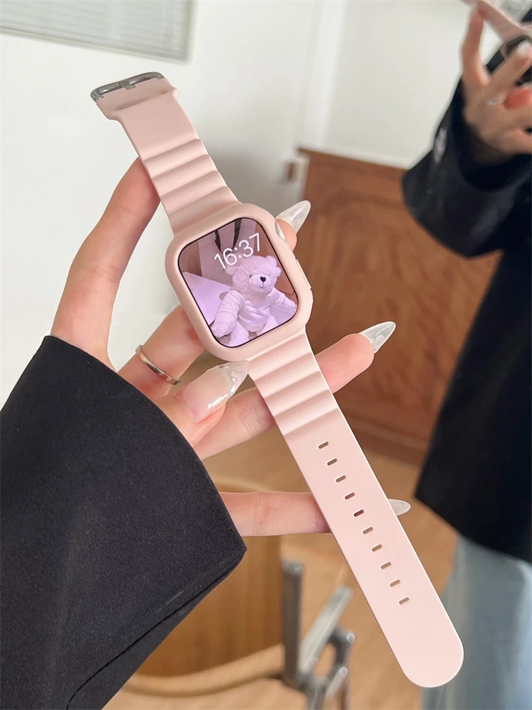 Korea Baby Pink Cute Soft Silicone Sport Band For iwatch 10 9 7 8 SE 6 Girl Strap For Apple Watch 42mm 46 41mm 40mm 44 45mm 49mm