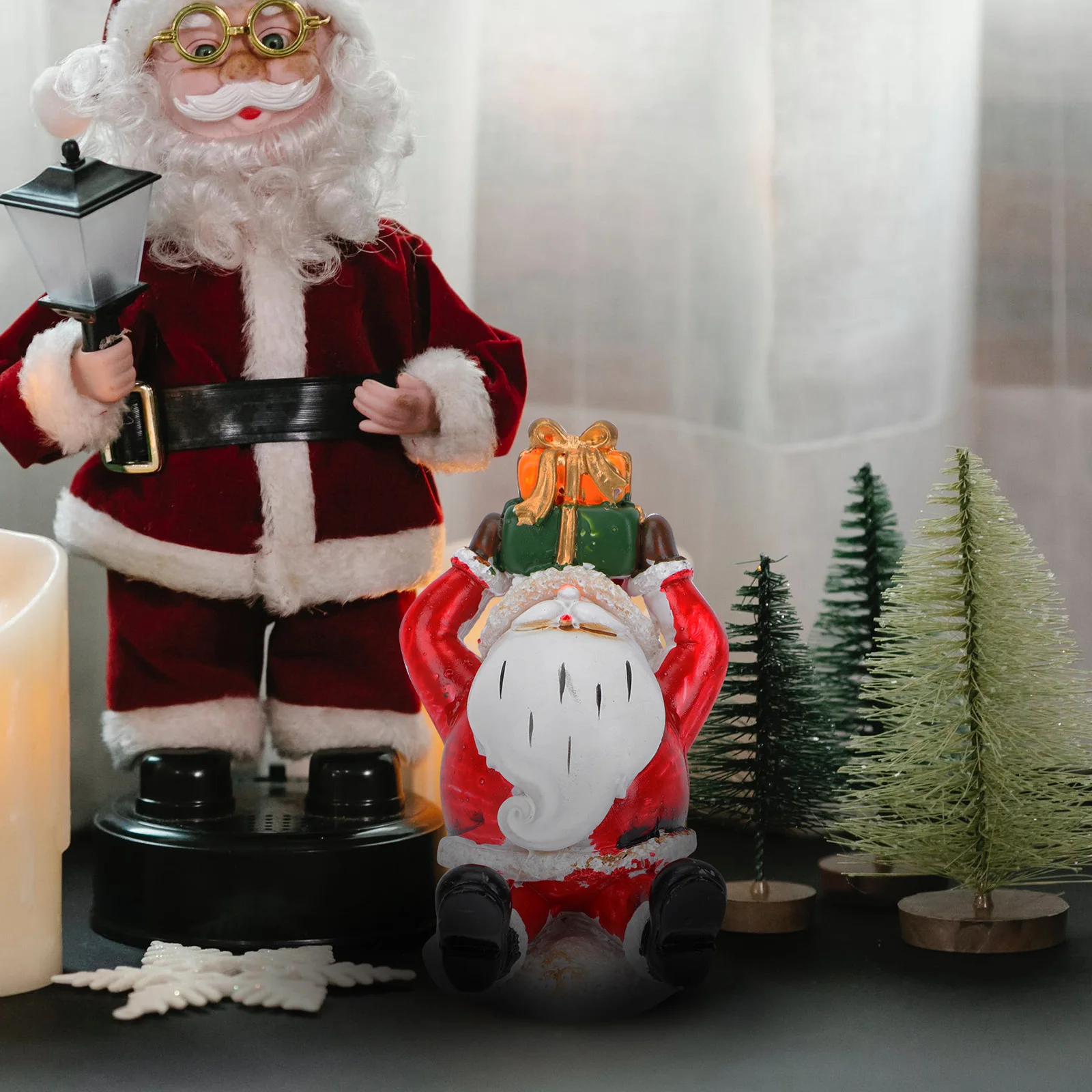 

1Pcs Vintage Ornament Resin Handicraft Unique Xmas Adornment for Table Top Study Room Festive Holiday Decoration