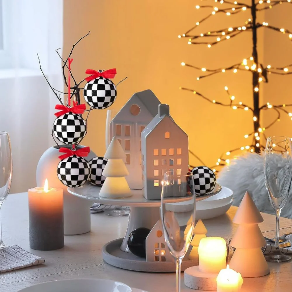 

12pcs Black&white Lattice Christmas Ball 6cm Glitter Xmas Tree Balls Painted Electroplated Christmas Baubles Decorations