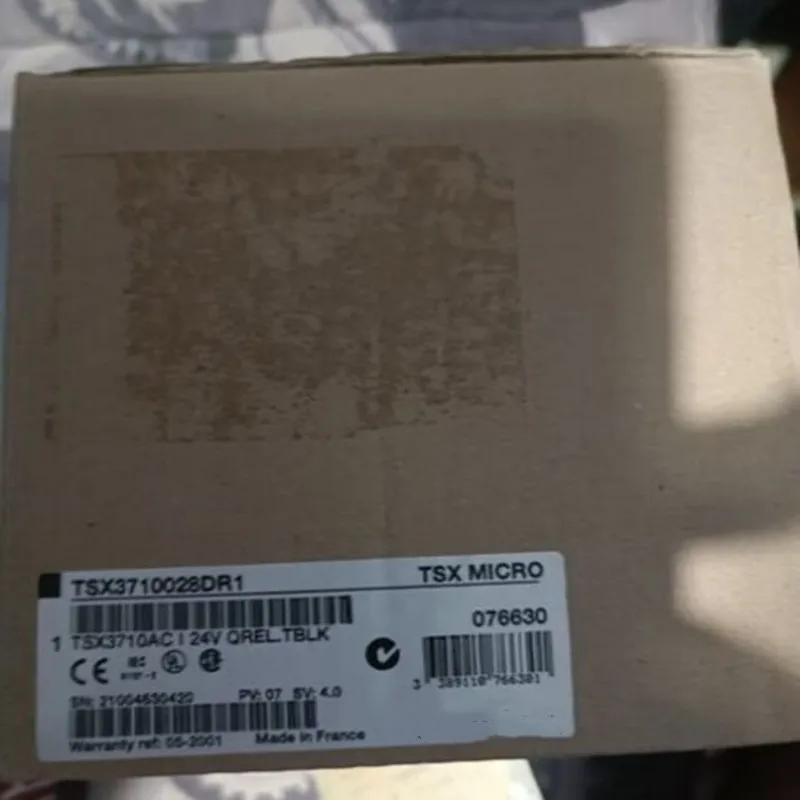 En stock Módulo PLC TSX 3710028 DR1 en buenas condiciones