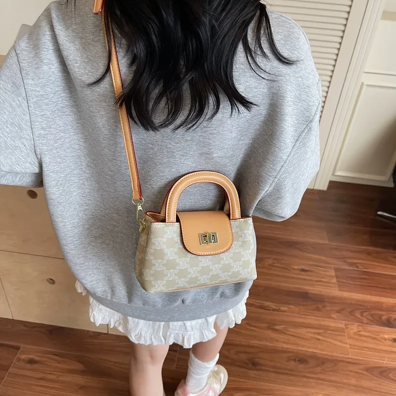 

2025 New Women's Luxury Small Square Bag - Portable, Splicing Contrast Color Plaid, Simple Commuting Messenger Shoulder Bag