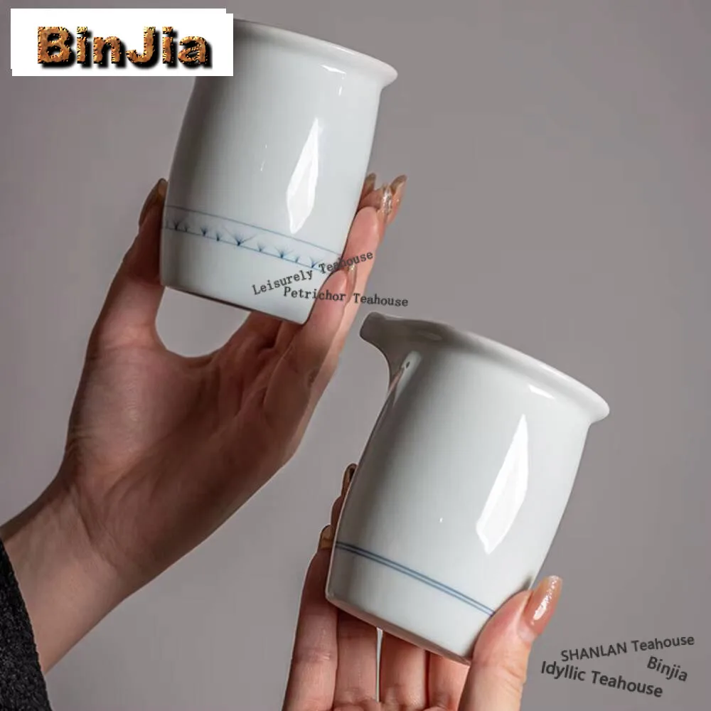 

200ml White Porcelain Hand-painted Tea Pitcher Retro Tea-separating Serving Cup Cha Hai Household Justice Cup Tea Craft Supplies