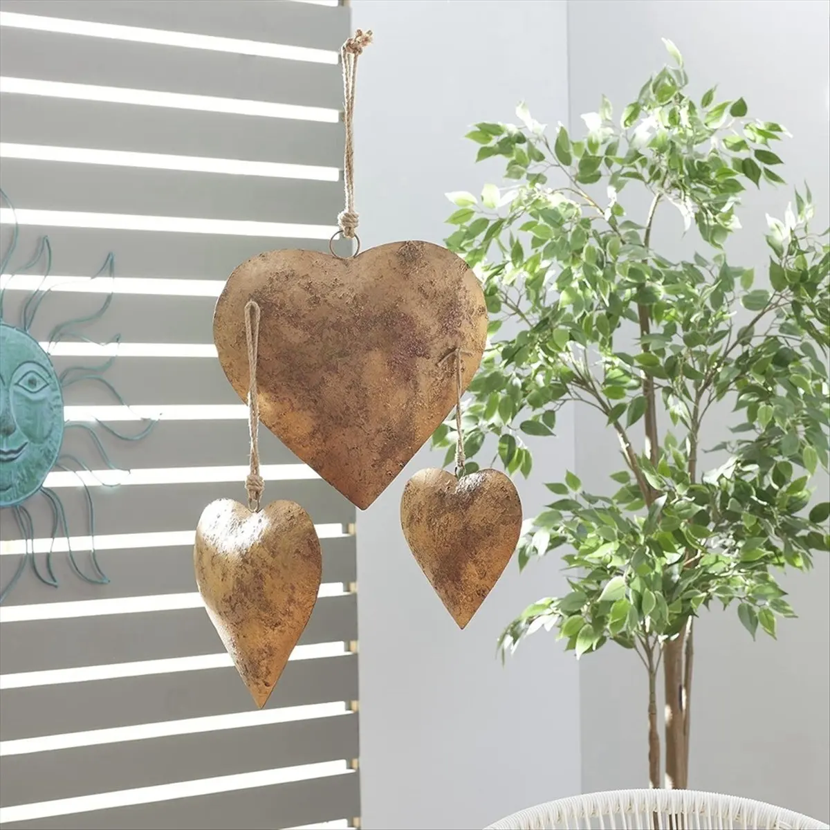 &A11I 3D Metal Heart-Shaped Decorative Bell with Hanging Rope Aged Brass Metal Bell