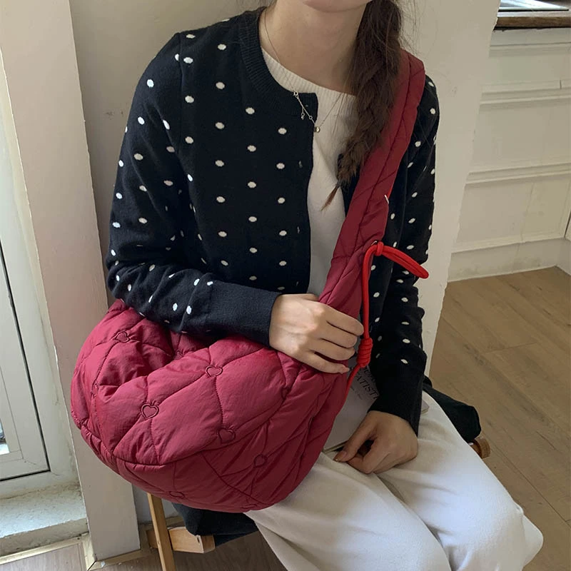 

2025 Fashion Casual Cloth Shoulder Bag Space Cotton Handbag Women Large Capacity Tote Feather Padded Ladies Quilted Shopper Bags