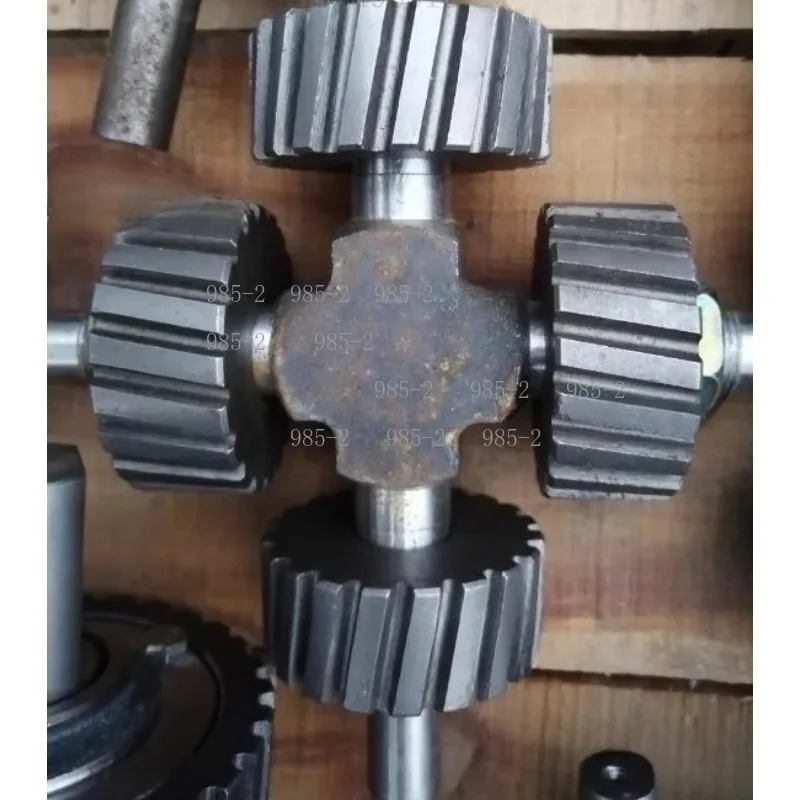 Feed Pellet Machine Press Wheel Assembly, Spare Parts for Chicken Duck Pig Cattle Sheep Rabbit Pellet Mill