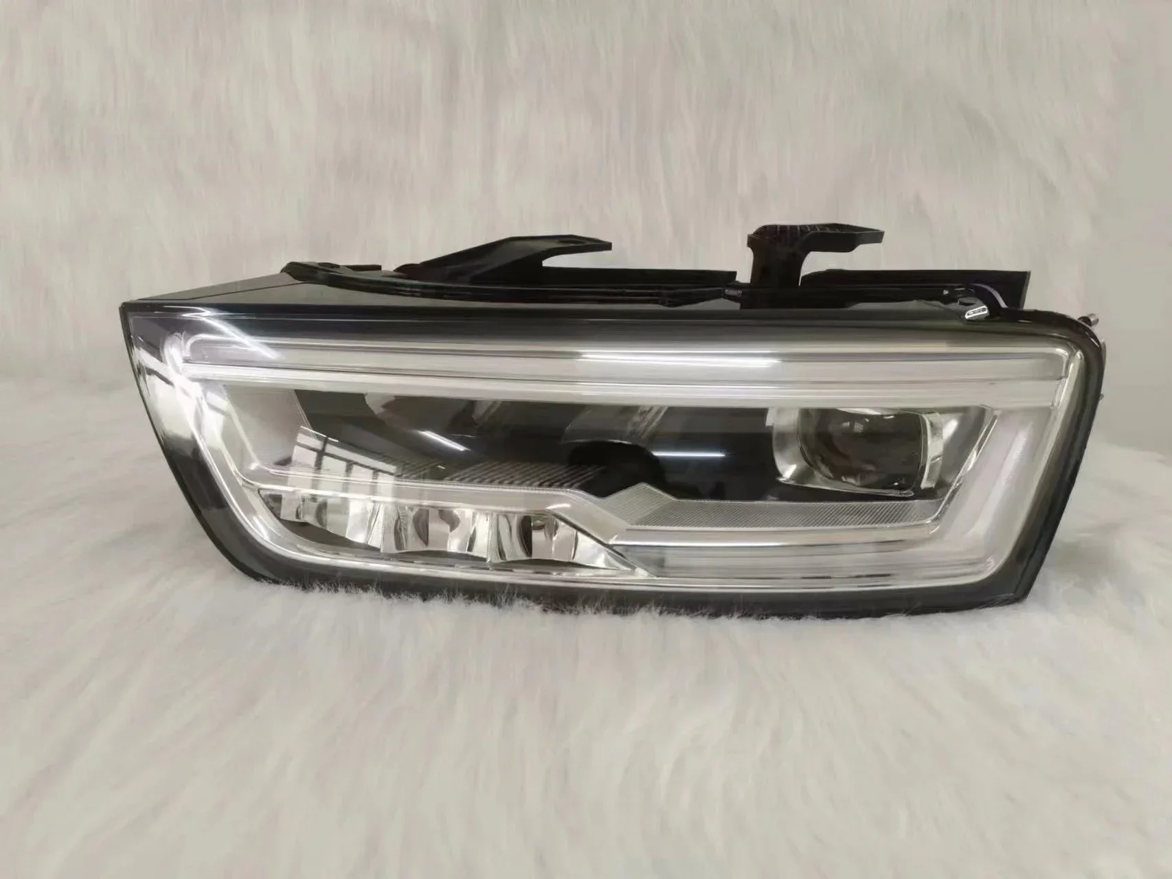 For Audi Q3 2016-2020 Full LED High Configuration Headlamp Assembly