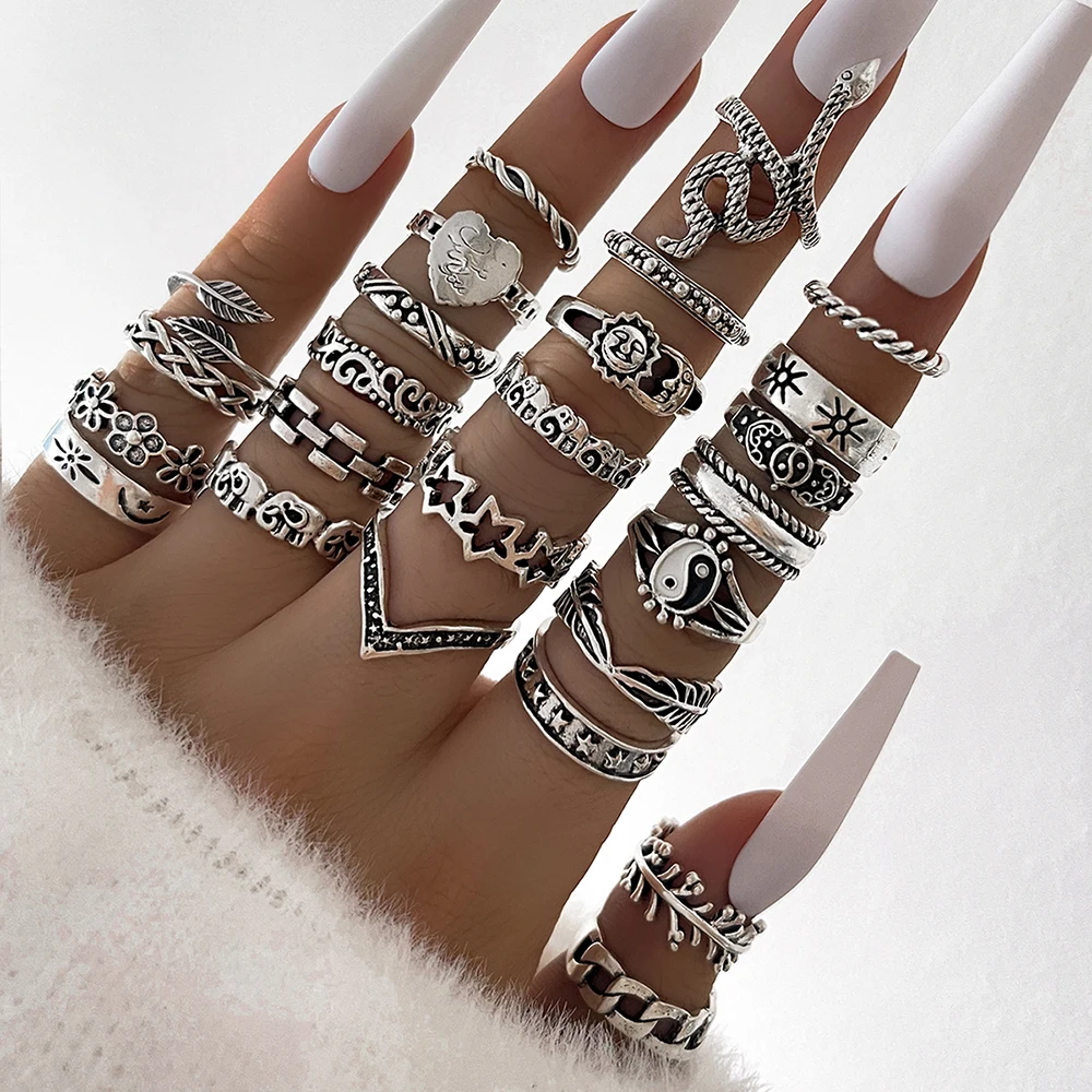 26Pcs/Set New Vintage Heart-shaped Tai Chi Face Snake Fashion Personality Ring Metal Star  Hollow Splicing Multi-articular Ring